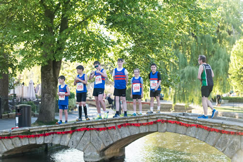 Bourton Juniors relaxing before the race