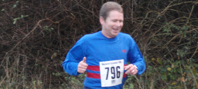 Ewen Smith ay Pilot 4