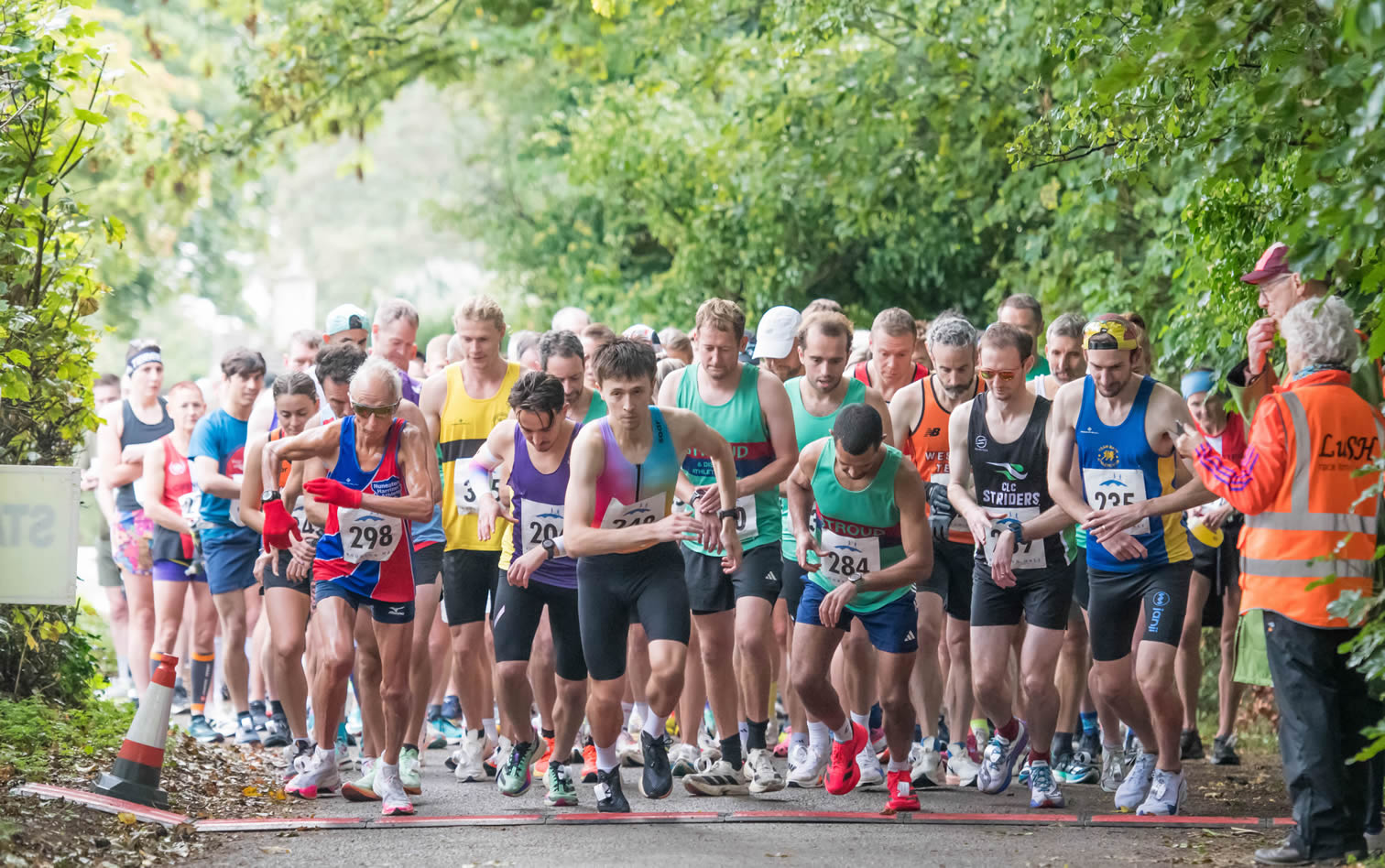 Start of 2025 Bourton Half Marathon - 28th September 2025