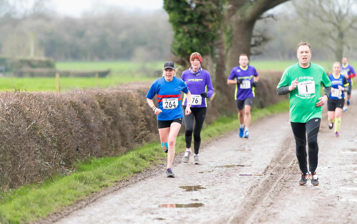 Bourton Roadrunners' Steph Holton at Staverton 10m - 26-01-2020