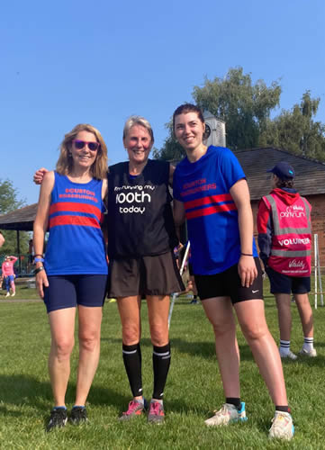 Bourton's Jaq, Liz and Arianna at Stratford-upon-Avon; Liz's 100th and Arianna's 1st - 17th August 2024. Click on image for a larger version